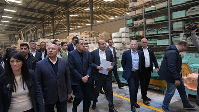 باستثمارات 19.5 مليون دولار.. رئيس الوزراء يشهد افتتاح مصنع 