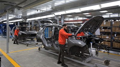 مخصصات جديدة من الحكومة لدعم قطاع تصنيع السيارات والصادرات.. شوف ايه المستهدف الفترة الجاية