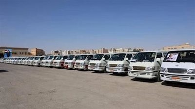 البنك الزراعي المصري يسلم 78 سيارة ميكروباص ضمن مبادرة إحلال السيارات بالمنيا