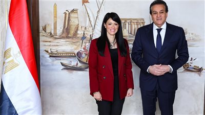 المشاط: قطاع الصحة من أولويات أي سياسة تنموية شاملة