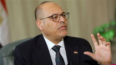  وزير العمل: مد أجازة عيد الفطر حتى الثلاثاء 1 أبريل للعاملين في القطاع الخاص