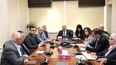 الوزير: مراجعة رسوم هيئة سلامة الغذاء على تحاليل الصادرات.. وإعداد تقارير لمواجهة التهرب الضريبي