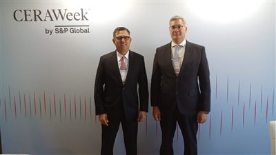 وزير البترول يبحث مع شركة هاليبرتون خطط ومشروعات حفر آبار النفط في مصر 