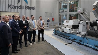 رئيس الوزراء يفتتح أعمال تطوير وتوسعات مصنع قنديل للصلب