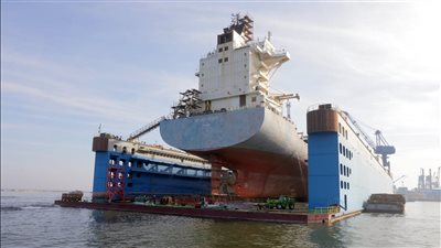 رئيس قناة السويس: تقديم خدمات الصيانة والإصلاح لسفن الخط الملاحي MSC بترسانة بورسعيد البحرية