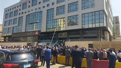 بنك القاهرة يجري تجربة إخلاء ناجحة للتأكد من سلامة منظومة الطوارئ