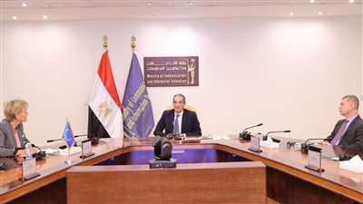 وزير الاتصالات: مصر تتميز بقاعدة كبيرة من الكفاءات المؤهلة لتصدير الخدمات الرقمية للأسواق الأوروبية