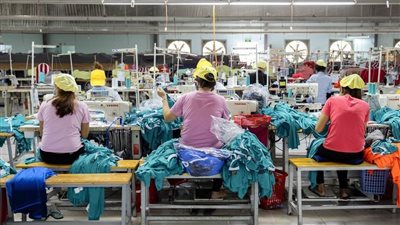 فيتنام تعرض إلغاء التعريفات على الواردات الأمريكية بعد رسوم ترامب الجمركية