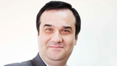 من هو عبد القادر الحصرية حاكم مصرف سوريا المركزي الجديد؟