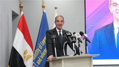 وزير الاتصالات: نستهدف تدريب 30 ألف متخصص فى الذكاء الاصطناعي خلال 5 سنوات 