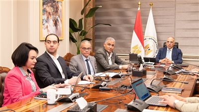 وزير الري يتابع استعدادات محطات رفع المياه لمواجهة فترة أقصى الاحتياجات المائية
