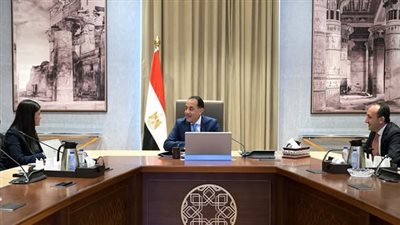 رئيس الوزراء يتابع مع رانيا المشاط عدداً من ملفات العمل