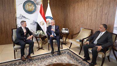 وزير البترول يبحث مع رئيس «كابريكورن إنرجى» تعزيز أنشطة البحث والاستكشاف بالصحراء الغربية