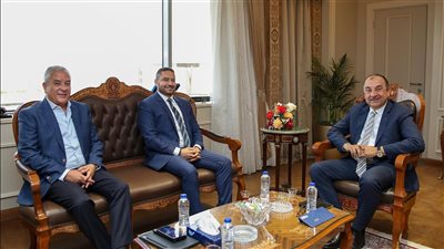 «قطاع الأعمال» تعزز الشراكة مع القطاع الخاص لدعم الاستثمار المحلي وتطوير الصناعات الوطنية