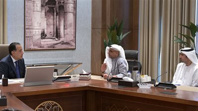 رئيس الوزراء يتابع مستجدات تنفيذ مشروع مدينة 