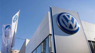 فولكس فاجن تخطط لتحويل مصنعها في فولفسبورج لإنتاج السيارات الكهربائية بحلول 2027 