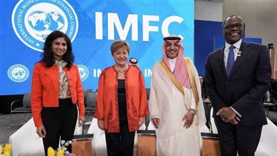 لجنة سياسات صندوق النقد الدولي تحذر من تصاعد التوترات التجارية التي تهدد الاقتصاد العالمي