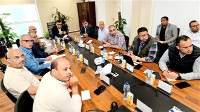 وزير الإسكان يوجه بإعداد تقرير أسبوعي بموقف التسليمات الخاصة بوحدات العلمين الجديدة