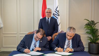 توقيع عقد مشروع شركة «مسعود ستيل» في المنطقة الاقتصادية لقناة السويس