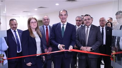 وزير الاتصالات: طوابع البريد المصرى هى مرآة لحضارة مصر وتاريخها