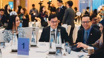 مايا مرسي تشارك في مؤتمر سنغافورة حول «مجتمعات الفرص 2025»