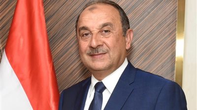 وزير قطاع الأعمال: تنمية صناعة الدواء في مقدمة الأولويات.. وتطوير خطوط الإنتاج بالشركات القابضة 