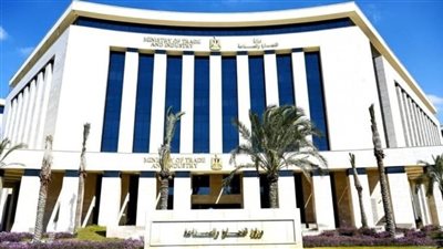 خطوات التقدم للحصول على 332 مصنعًا جاهزًا بالمجمعات الصناعية في 10 محافظات