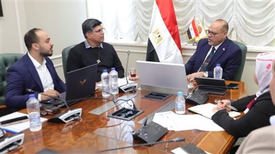 وزير العمل يلتقي وفدا من معهد الساليزيان الإيطالي لتفعيل المنح المجانية المقدمة للخريجين والطلاب