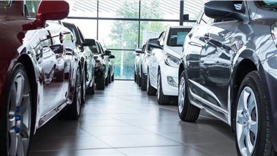 قفزة في مبيعات السيارات بمصر بنسبة 76% خلال الربع الأول من 2025