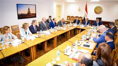 وزير الخارجية والهجرة يلتقي بمُديري مكاتب الأمم المُتحدة الإقليمية في القاهرة 