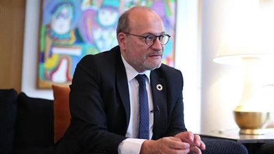 فرنسا تستثمر 150 مليون يورو في الصحراء الغربية دعمًا للمغرب