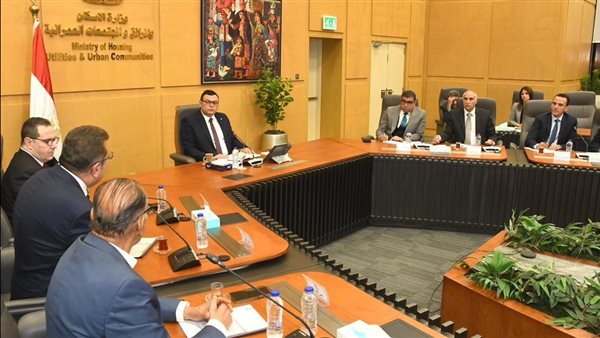 وزير الإسكان يؤكد