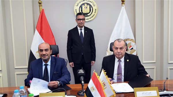 وزير التموين يشهد