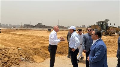 رئيس الوزراء يتابع سير الأعمال بالسيدة عائشة وتنفيذ محور صلاح سالم البديل