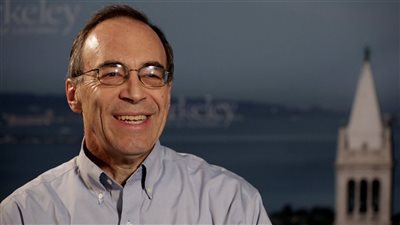 خبير اقتصادي: التوازن بين تحقيق الإيرادات الحكومية وإعادة توزيع الدخل قضية اقتصادية ملحة تحتاج إلى نقاش