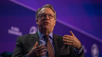 الفيدرالي الأمريكي: سياسة أسعار الفائدة ملائمة للتعامل مع التوقعات الاقتصادية غير المؤكدة 