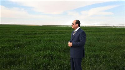 السيسي: مشروعات الطرق في سيناء ستساهم في زراعة 500 ألف فدان
