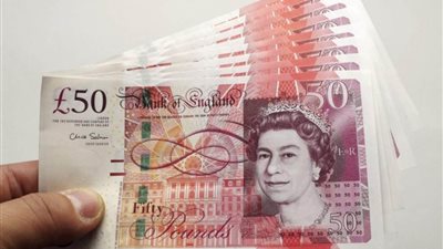 سعر الجنيه الإسترليني يواصل ارتفاعه مقابل الجنيه المصري وسط عوامل اقتصادية متشابكة