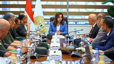 وزيرة التنمية المحلية تتابع ملفات التصالح وتراخيص البناء وتؤكد تقديم التيسيرات للمواطنين