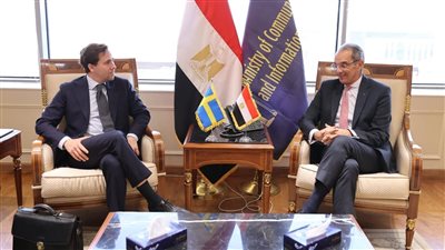وزير الاتصالات: هناك تعاون مثمر بين مصر والسويد فى مجالات التحول الرقمى والبنية التحتية
