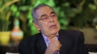 شقا عمره طار في الهوا.. فنان شهير يخسر 36 ألف دولار بـ “شيك مزور” وخيانة صديق