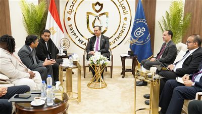 الرعاية الصحية تبحث مع 