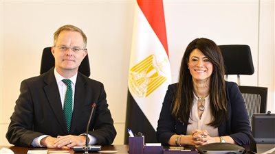 وزيرة التخطيط تبحث مع السفير البريطاني تعزيز التعاون في التحول الأخضر وتمكين القطاع الخاص