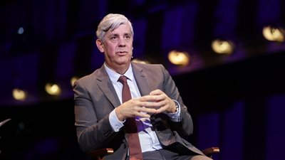 رئيس البنك المركزي البرتغالي: اقتصاد منطقة اليورو بحاجة إلى تحفيز من المركزي الأوروبي