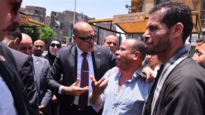 وزير العمل يتفقد مقاعد انتظار عمال اليومية في باب الشعرية: حماية لكرامتهم