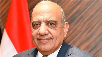 الكهرباء: استثمارات جديدة لمواجهة أحمال الصيف واستيعاب طاقة الرياح وخفض الوقود التقليدي