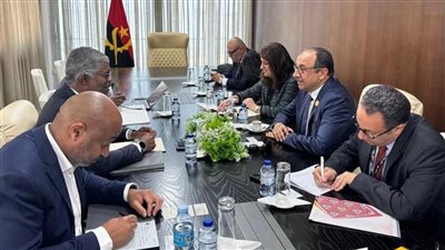 وزير قطاع الأعمال: الشركات المصرية مستعدة لتعزيز تواجدها بالسوق الأنجولية ونقل الخبرات