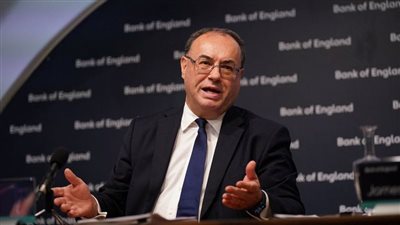 محافظ بنك إنجلترا: سوق العمل يتباطأ لكن توقعات التضخم غير مؤكدة