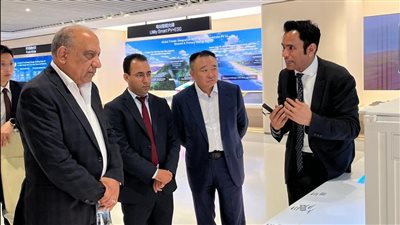 وزير الكهرباء يبحث مع 