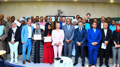 وزيرة البيئة: نهدف لوصول 50 مليون مزارع للزراعة الحيوية وشهادات الكربون بحلول 2030